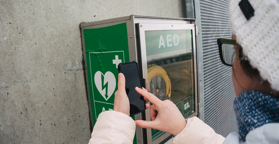 Les cabinets médicaux d’une commune s’équipent en défibrillateurs