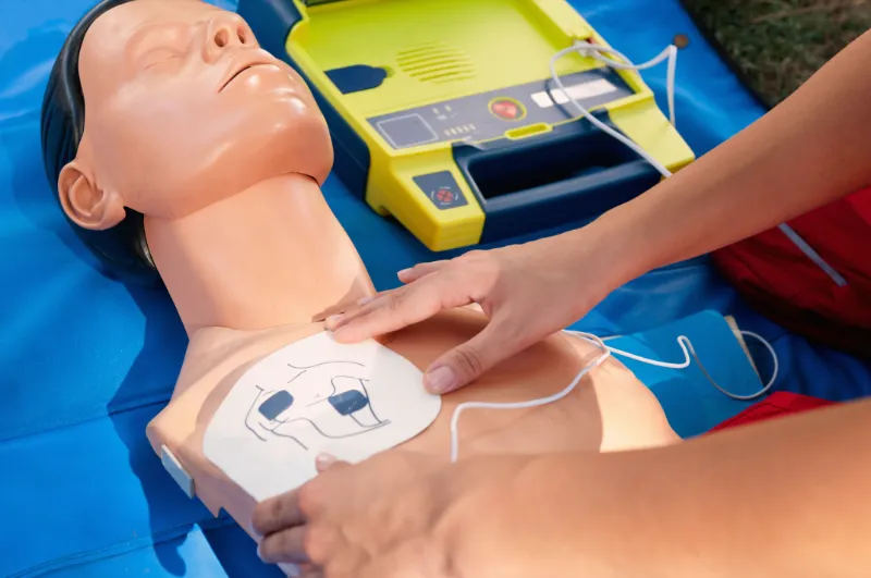 Formation du personnel d'Ehpad à l'utilisation d'un DAE
